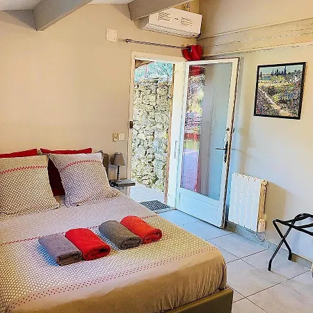 Le Domaine D'alezen Holiday home